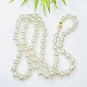 Vintage 24.5” White Faux Pearl Glass Hand Knotted Beaded Necklace
